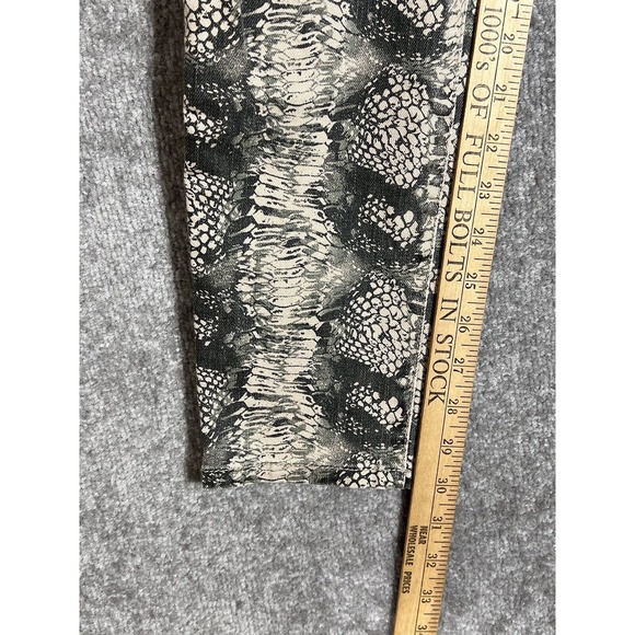 Cabi Diamondback Snakeskin Skinny Jeans Womens Size 8 Stretch Pockets Style‎ 958 - Picture 8 of 9
